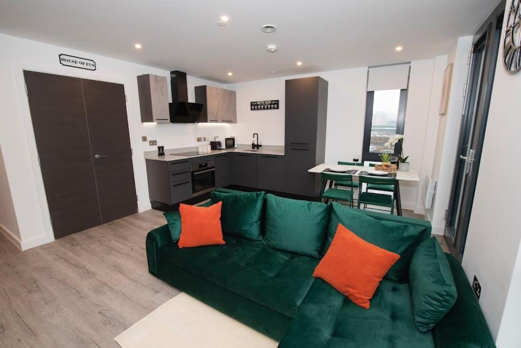 Deluxe 2 Bed York Flat With Gym Sleeps 6 Apartman Kültér fotó