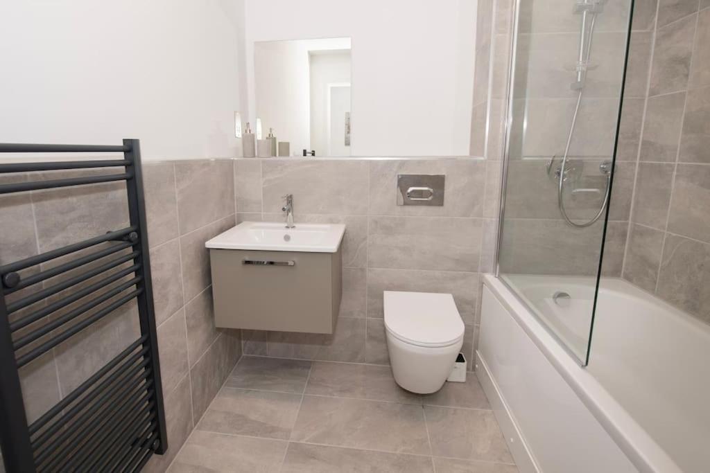Deluxe 2 Bed York Flat With Gym Sleeps 6 Apartman Kültér fotó